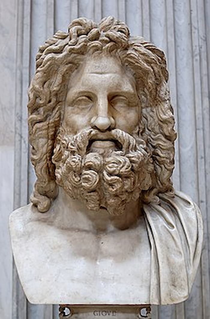 Busto do deus grego Zeus, exibido em museu do Vaticano
